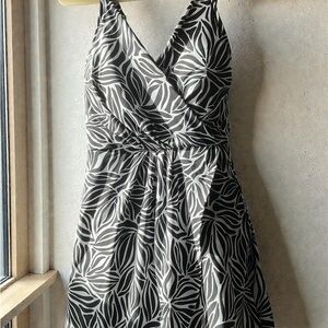 Lands' End Black and White Leaf Pattern Mini Dress